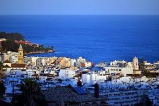 Edifici a Centro. Proyecto de apartamentos turisticos en costa del sol
