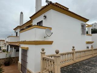 Xalet a V Centenario-Piletas-Capuchinos. Magnifico chalet en sanlúcar de barrameda