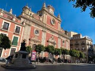 Edificio en Alfalfa - Santa Cruz. Edificio en venta cerca de plaza del salvador
