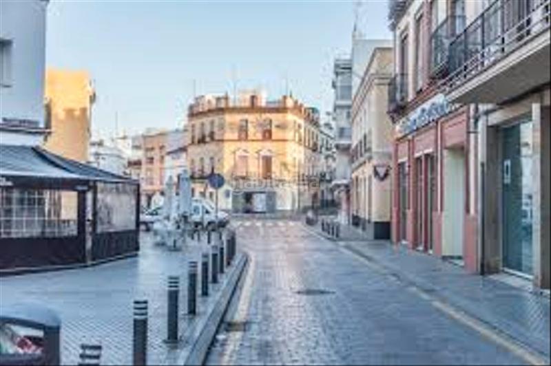 Foto 4c90dcdf-9846-42a6-8c32-4b093a991c33. Piso magnifico piso en muro de los navarros en Santa Catalina Sevilla