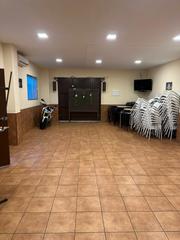 Lloguer Local Comercial a Centro - Doña Mercedes. Magnifico local en alquiler