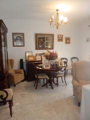 Piso  Calle antonia díaz. Magnifico piso en el centro de dos hermanas