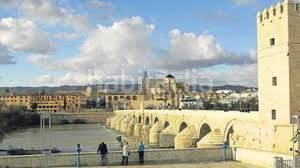 Foto 2f53677f-3afb-4cda-a08a-f3b8d353ebc3. Edifici a Centro Córdoba