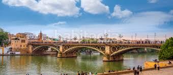 Foto 61a1297d-073d-4c69-8646-fba08a60d069. Edifici a Triana Casco Antiguo Sevilla