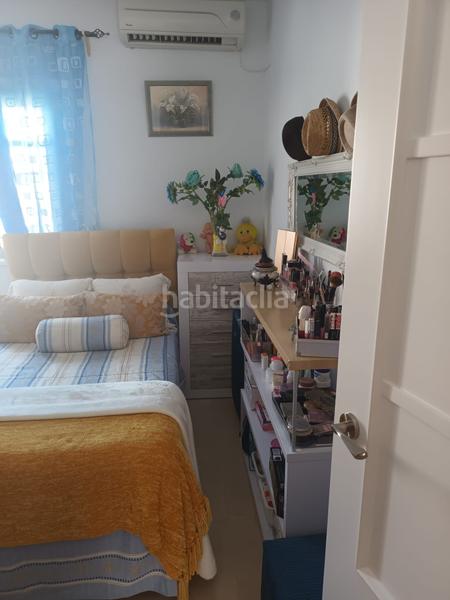 Foto 0f2d6e7e-be3e-4f88-9807-0c67055fc6c2. Casa aparellada amb calefacció a Consolación Utrera