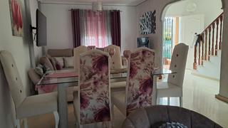 Casa aparellada en Torre Cruz - Los Molinos. Fantastico chalet pareado en la mejor zonas de utrera