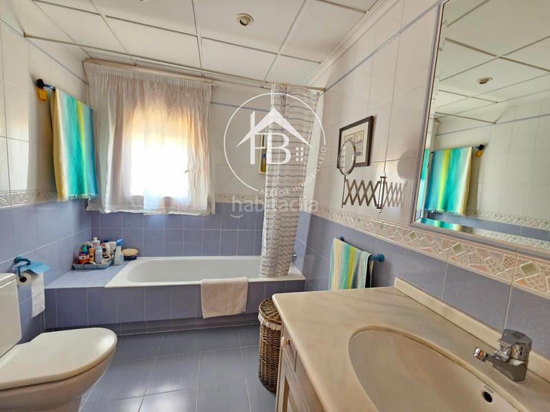 Foto 93dd3555-6726-40a3-a9ec-09ea86fddbe2. Chalet en Centro Mutxamel