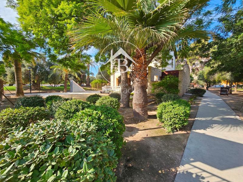 Foto 5b27591d-cb87-4962-b0f1-3414fd2a9a02. Appartement avec chauffage dans Centro San Juan de Alicante