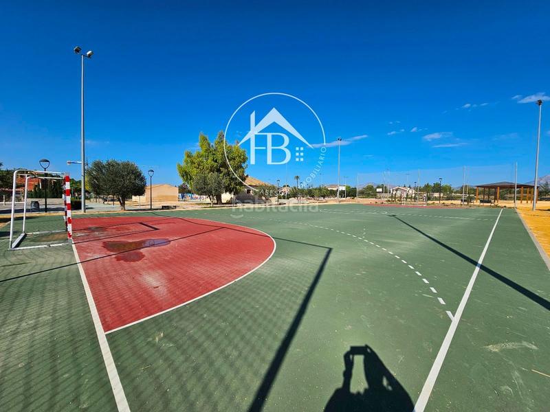 Foto a76d5b8f-bd27-4d62-b157-a727b54f5924. Casa a schiera con riscaldamento parcheggio in Centro Mutxamel