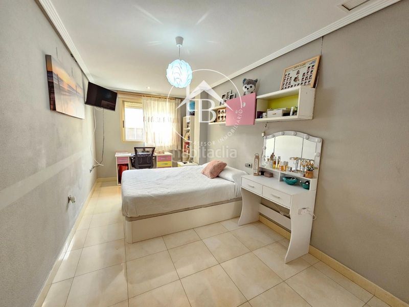 Foto c515f7eb-ab35-4800-bf08-a13a2238b615. Casa con riscaldamento parcheggio in Centro Mutxamel