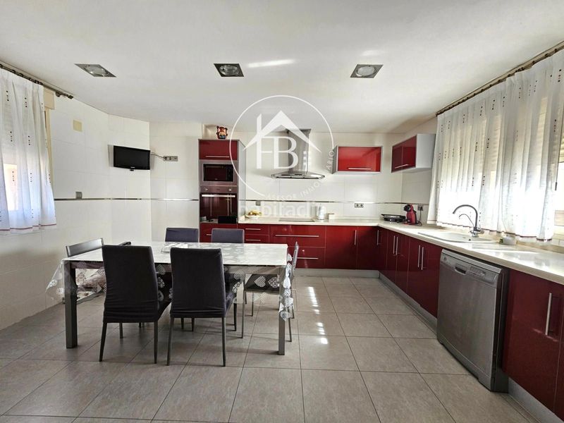 Foto e30d224c-a489-46dc-b8cc-5c7893e5b534. Casa con riscaldamento parcheggio in Centro Mutxamel