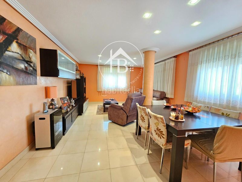 Foto ead2e460-6e99-4acd-a42a-cbc15bb53899. Casa con riscaldamento parcheggio in Centro Mutxamel