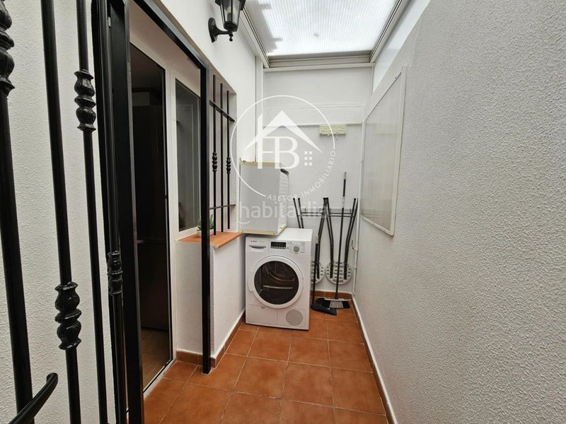 Foto 2434f927-1692-4887-a3d9-8482828807bb. Casa adossada amb aparcament piscina a Bonalba-Cotoveta Mutxamel