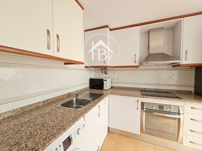 Foto 4aa89524-1570-4daa-90d3-e7486b1293b0. Casa adossada amb aparcament piscina a Bonalba-Cotoveta Mutxamel