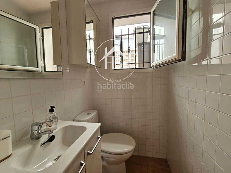 Foto a87c95ed-8084-4a93-bd55-cf6f466fd155. Casa adossada amb aparcament piscina a Bonalba-Cotoveta Mutxamel