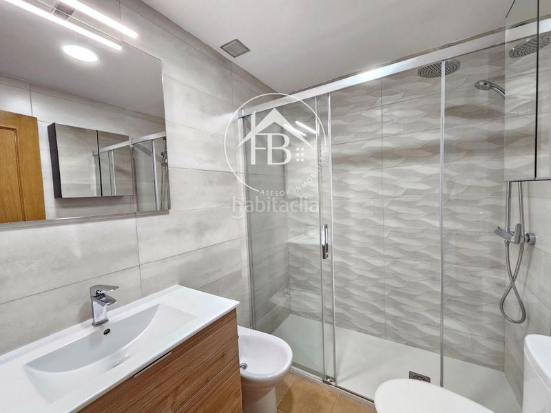 Foto b0642563-92af-43ce-b575-0e3646c0b32d. Casa adossada amb aparcament piscina a Bonalba-Cotoveta Mutxamel