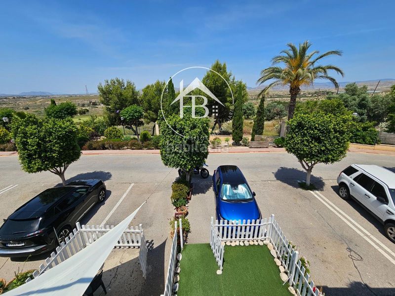 Foto b97a5cf6-4f08-4447-9aed-a88f755f3530. Casa adossada amb aparcament piscina a Bonalba-Cotoveta Mutxamel