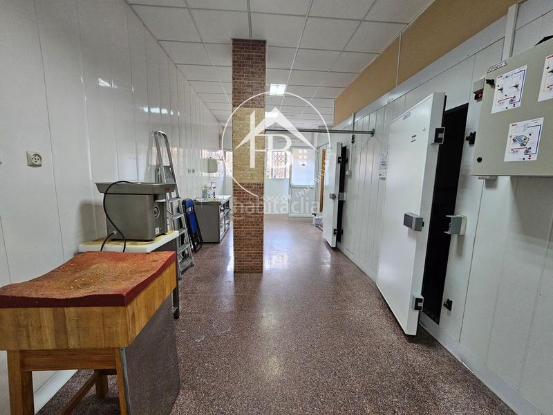 Foto 170a5c05-047c-49c2-8744-6200dbdc9c0a. Local comercial en Centro Mutxamel