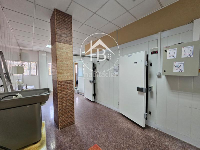 Foto 8b1d8ea1-f081-4875-9147-621557dc2501. Local comercial en Centro Mutxamel