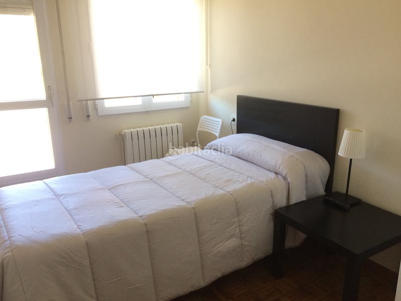 Foto 073eaa21-2e47-4345-9527-96d24534f288. Edifici a Pino (O)