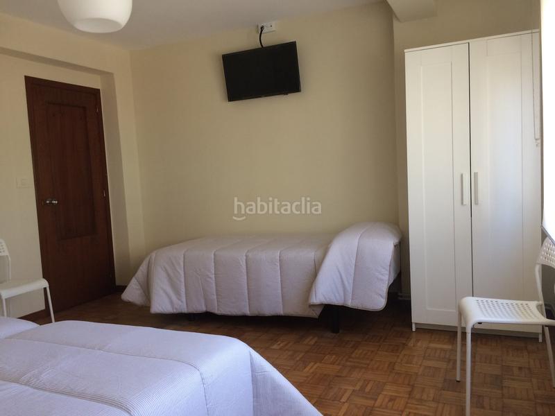 Foto 4bc78d2f-5716-4e5c-979a-75ba260d6f3b. Edifici a Pino (O)