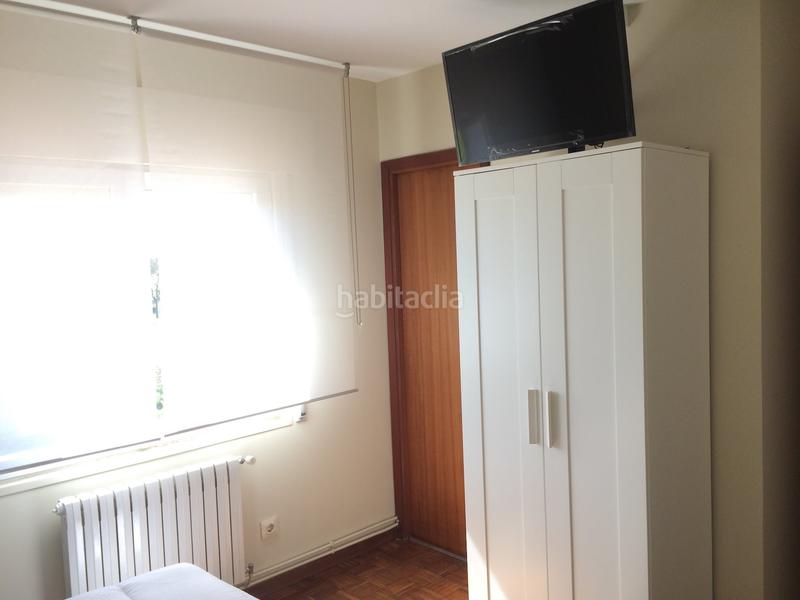 Foto 97cc335e-38ee-431f-9e54-faeb8bb489b0. Edifici a Pino (O)