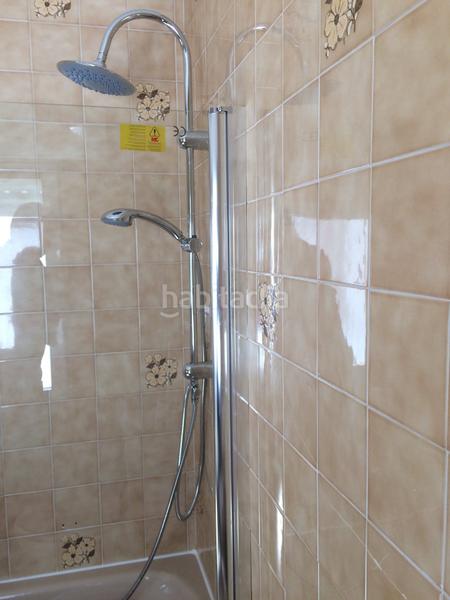 Foto dffacad0-9b43-4c76-b60f-8c4acb50b37f. Edifici a Pino (O)