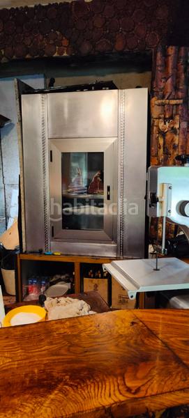 Foto 253cedc6-4774-4547-a9dd-43463cefe15d. Casa se vende restaurante totalmente equipado situado en una casa con parcela al pie de la n550 en Oroso