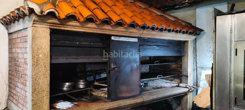 Foto d8e8822a-bbbb-42ba-a3c7-0726480b57ca. Casa se vende restaurante totalmente equipado situado en una casa con parcela al pie de la n550 en Oroso