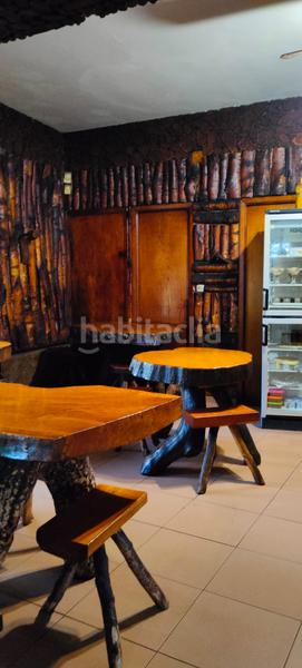 Foto ddd46a00-cdba-440d-bcf3-39d6f4b74bbc. Casa se vende restaurante totalmente equipado situado en una casa con parcela al pie de la n550 en Oroso