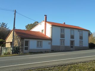 Casa  N/a. Casa de piedra a 15 minutos del aeropuerto de santiago de compos