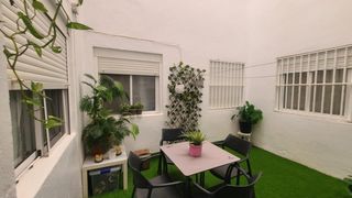 Affitto Piccolo appartamento in Ciudad Jardín - Tagarete - El Zapillo. Piso en zapillo