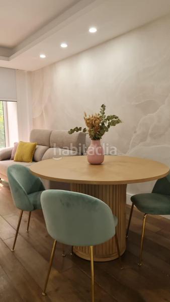 Foto 0b55188d-a3ce-4dab-b3cb-63f23c90a48d. Alquiler piso se alquila piso para larga temporada en Almería