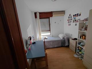 Location Appartement à Ciudad Jardín - Tagarete - El Zapillo. Alquiler de piso en avenida cabo de gata