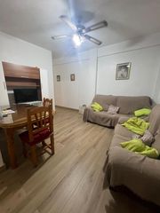 Alquiler Apartamento en Ciudad Jardín - Tagarete - El Zapillo. Piso en zapillo