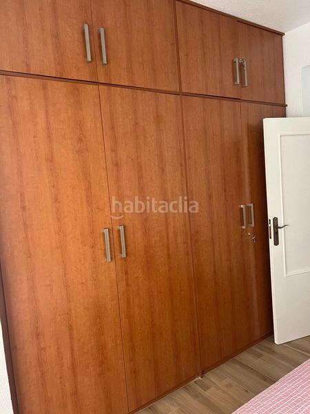 Foto 3f66aeea-fb5b-4604-8f24-0b2907cfb7f3. Location appartement dans Ciudad Jardín - Tagarete - El Zapillo Almería