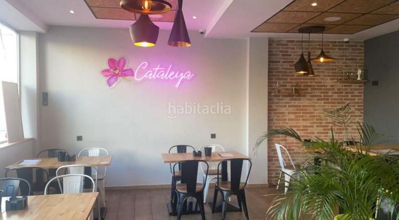 Foto 1d4f2d5a-35de-4407-919e-fdd6086804ef. Alquiler local comercial negocio en traspaso. en Ciudad Jardín - Tagarete - El Zapillo Almería