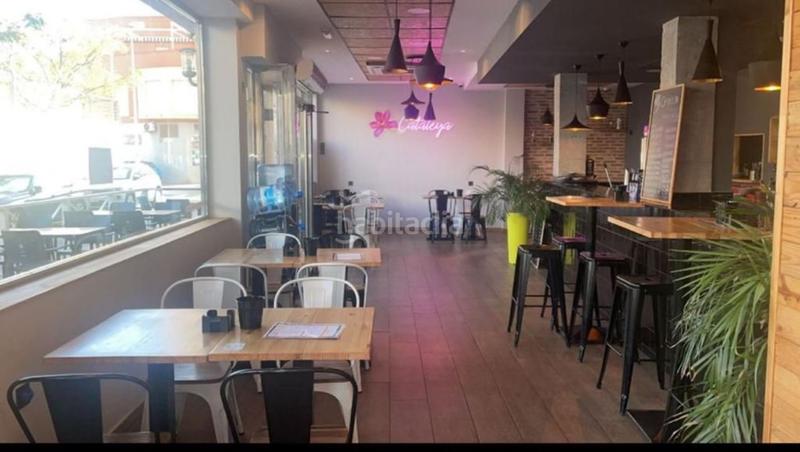 Foto 8cb3b45a-4c84-4941-98c8-d1b618a9c97d. Alquiler local comercial negocio en traspaso. en Ciudad Jardín - Tagarete - El Zapillo Almería