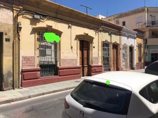 Casa en Plaza de Toros - Santa Rita. Casa de venta