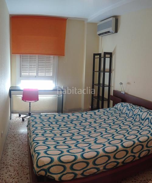 Foto d30c1403-0686-4f82-8cc1-f102977b2910. Rent flat in Barrio Alto - San Félix Almería