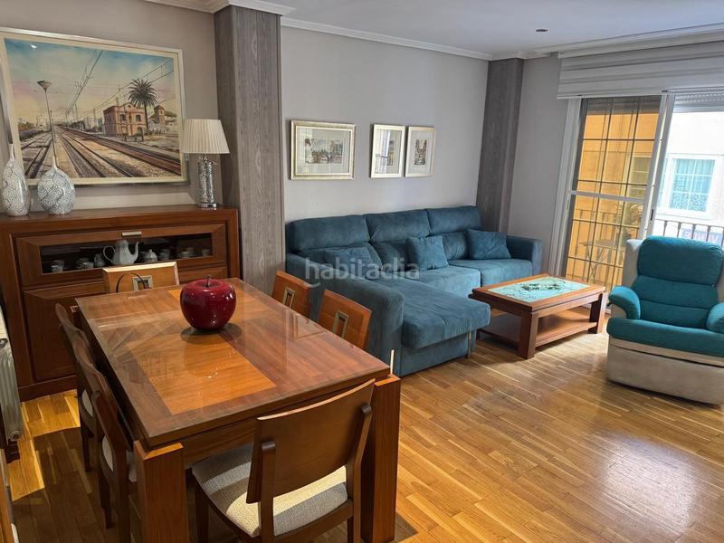 Foto b34cbccf-881c-4dc5-987a-2a9d43dc62cd. Piso  en venta en calle zaragoza, 11, Centro en Almería