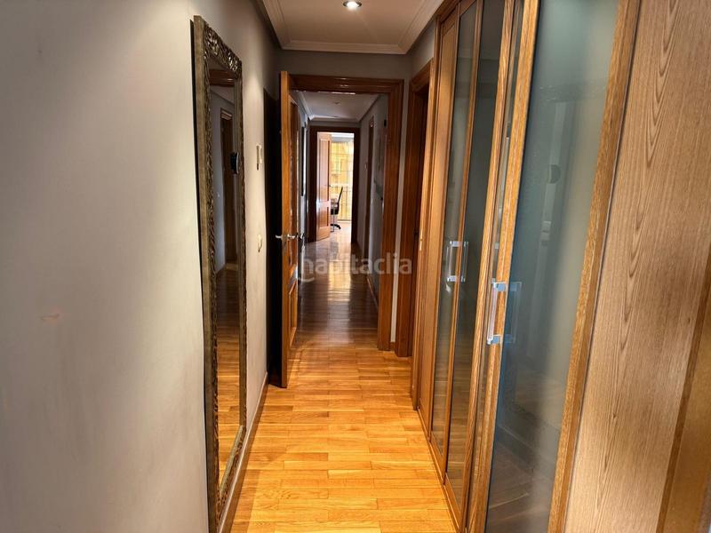 Foto b54e84b9-e229-4e72-ace7-43893a5c9e96. Piso  en venta en calle zaragoza, 11, Centro en Almería