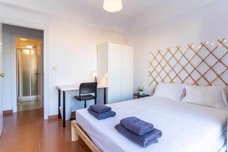 Foto 6304a694-612b-407e-8311-ac80f20a5077. Rent apartment in Ciudad Jardín - Tagarete - El Zapillo Almería