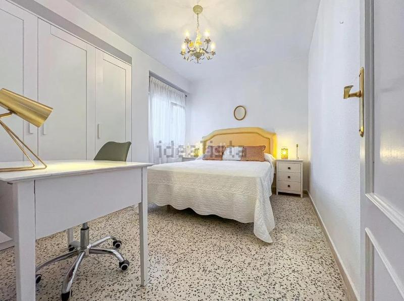 Foto 1c08021f-bdc1-438f-9236-2d0a93e0ba05. Lloguer apartament amb calefacció a Ciudad Jardín - Tagarete - El Zapillo Almería