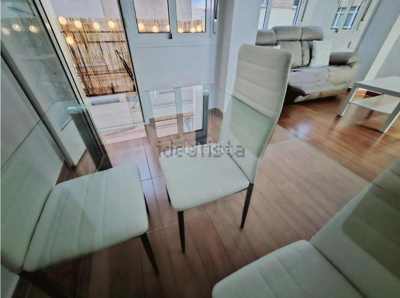 Foto d492f24c-da5f-47b5-a4e7-d01ae7675cfa. Alquiler piso alquiler de piso en avenida de pablo iglesias, 22 en Almería