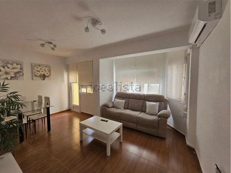 Foto 40a42219-8d3b-4643-8230-6ebd2c58c0a3. Location appartement dans Plaza de Toros - Santa Rita Almería