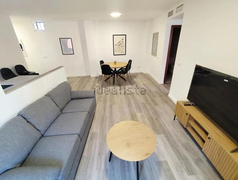 Foto 1135dd7a-c13f-429c-b92e-43c6e3aecc7b. Lloguer apartament a Centro Almería