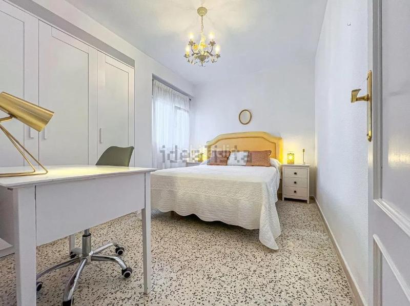 Foto 18f3f497-e55c-43a1-83af-1cb73fd3f66d. Lloguer apartament a Centro Almería