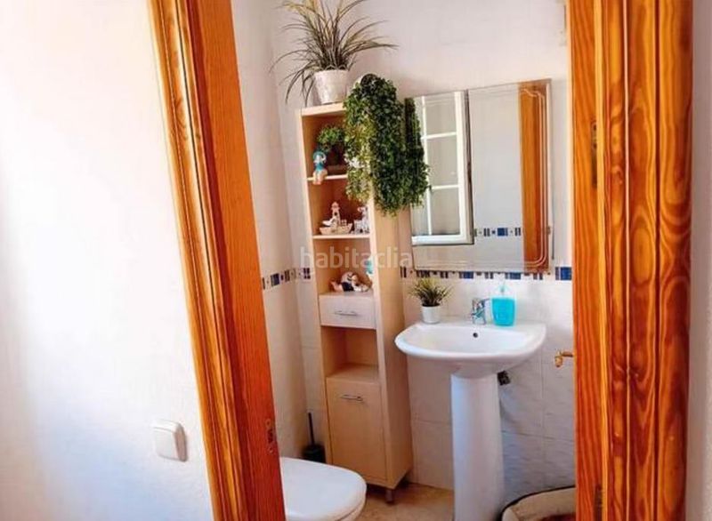 Foto cf86dfef-79e5-4848-bd70-ed8f1d1417c0. Casa adossada amb aparcament piscina a Huércal de Almería
