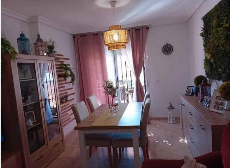 Foto f34acec7-40c0-4b02-9b71-d9e8ab10f032. Casa adossada amb aparcament piscina a Huércal de Almería